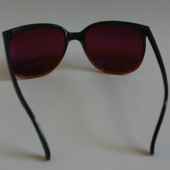 NWT True Vintage Rose all weather bi-gradient mirror Schoolboy style sunglasses - Picture 3 of 4
